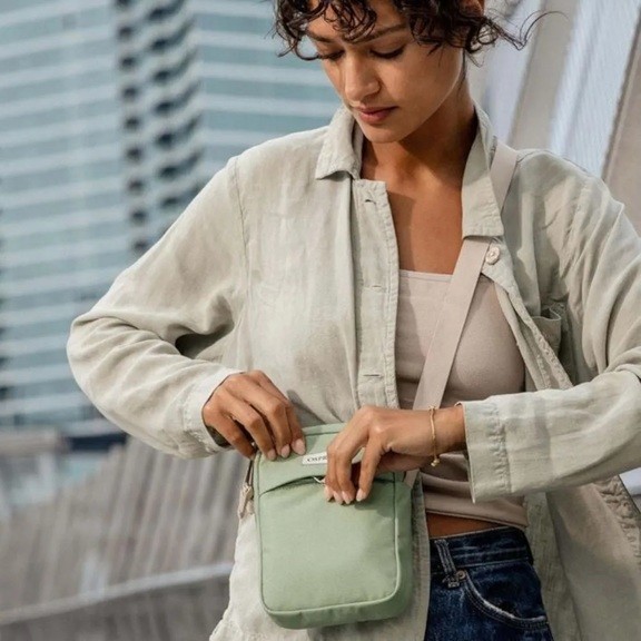 Сумка Osprey Arcane Small Crossbody