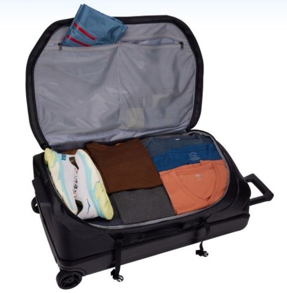 Сумка на колесах Thule Chasm Wheeled Duffel