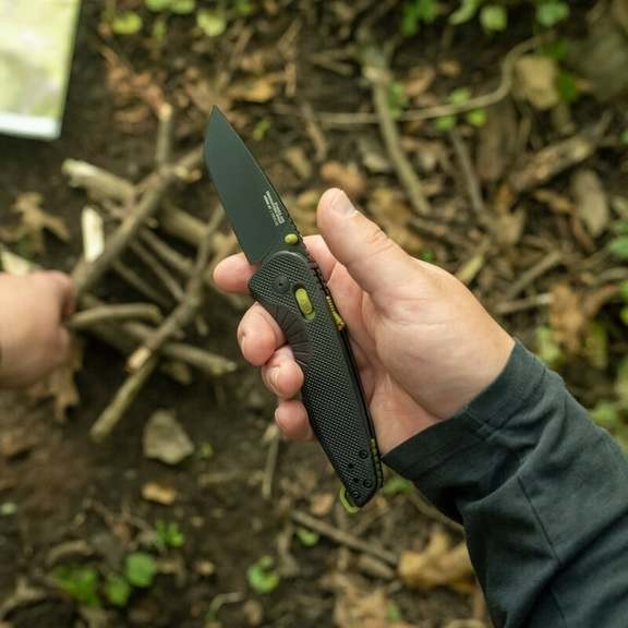 Складаний ніж SOG Aegis AT, Tanto