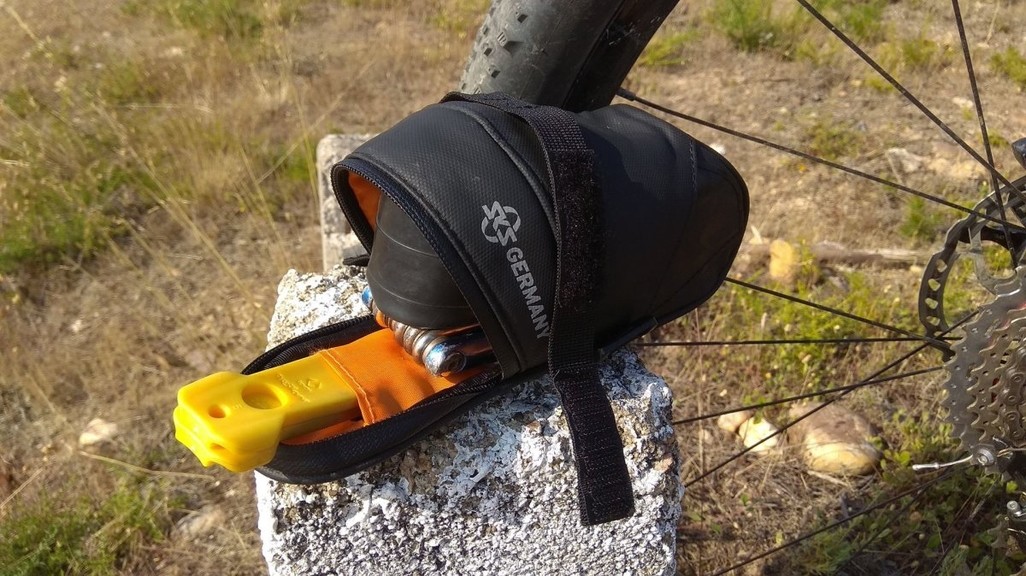 Сумка під сідло SKS Explorer Straps 500