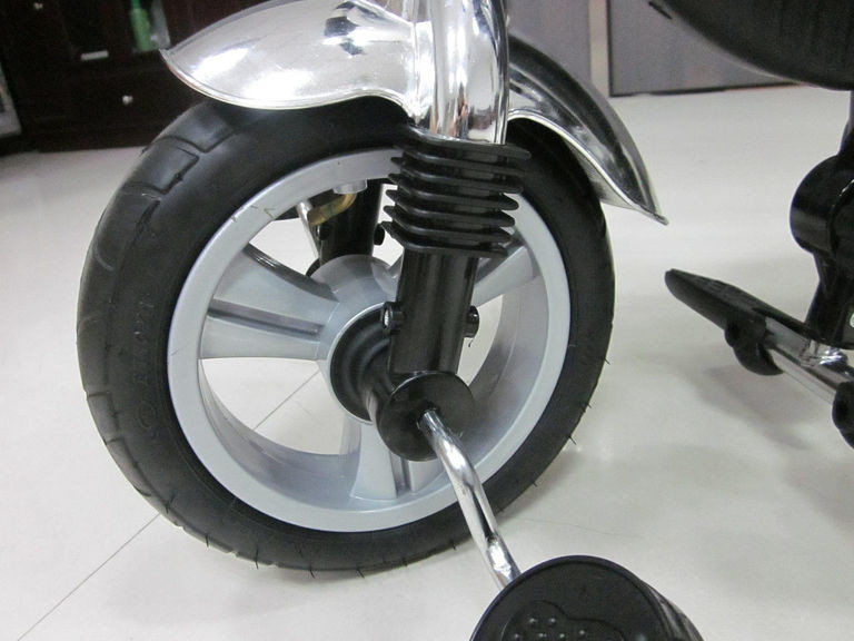 Велосипед детский трехколесный с надувными колесами  MARS Trike графит