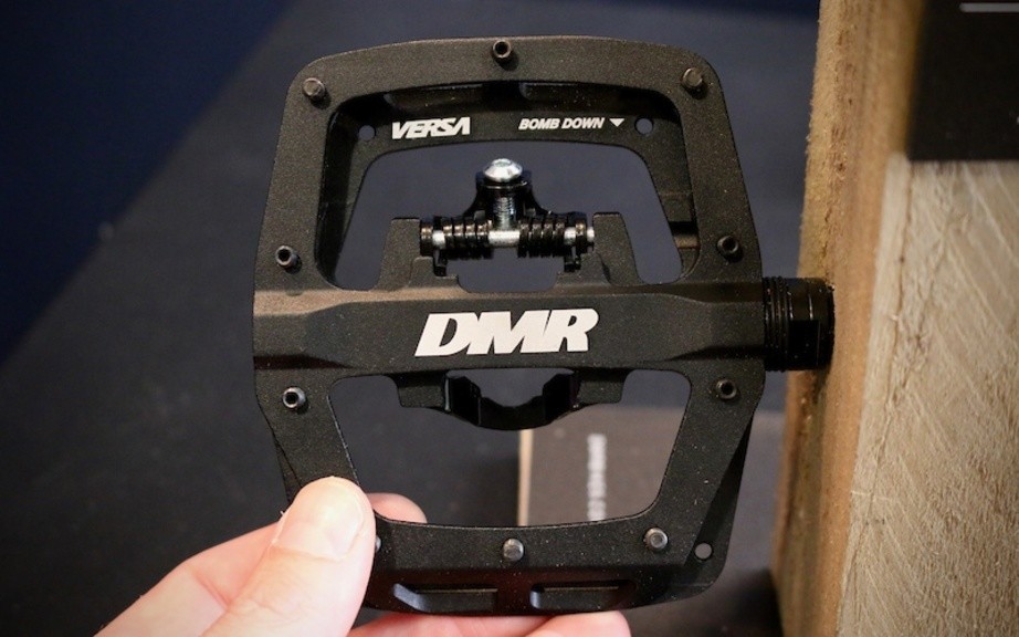 Педалі DMR Versa pedal extrusion CNC
