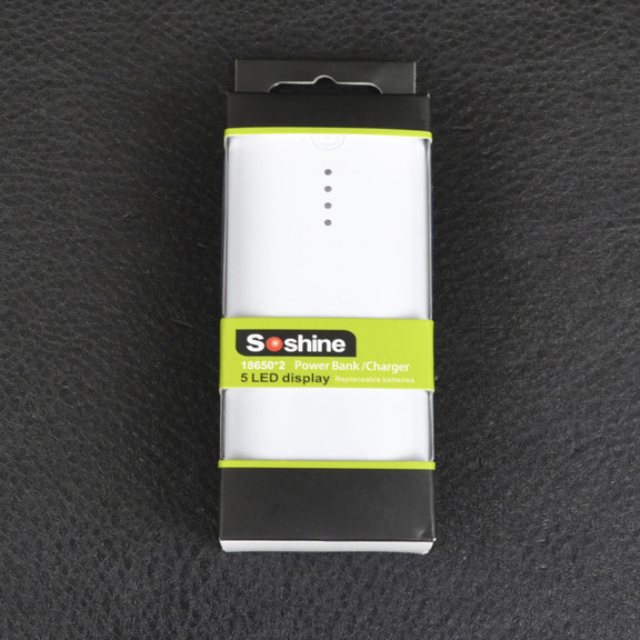 Power Bank + зарядний пристрій Soshine E4C (2x18650)