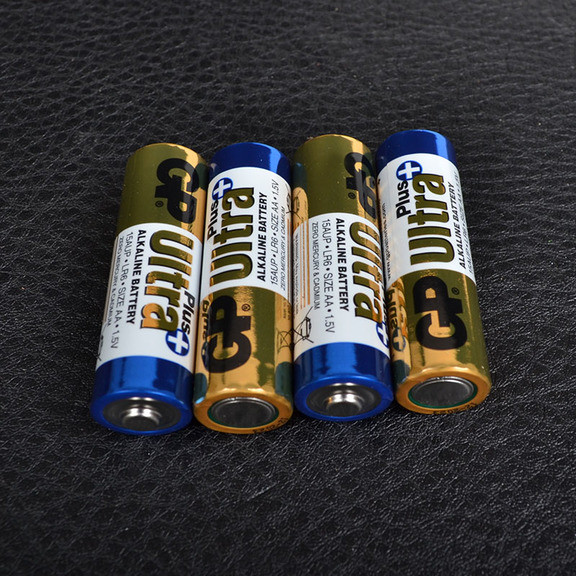 Батарейка щелочная Alkaaline AA Ultra plus (15AUPHM-2UE4, LR6) GP 1.5V (4 шт., блистер)