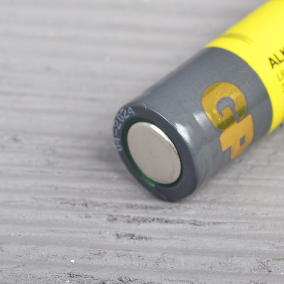Батарейка лужна Alkaaline AA Ultra (15AUYOY-2UE4, LR6) GP 1.5V (4 шт., блістер), міньйон