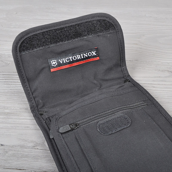 Сумка на шею с RFID защитой Victorinox Travel Accessories 4.0 Deluxe (21x14x1)