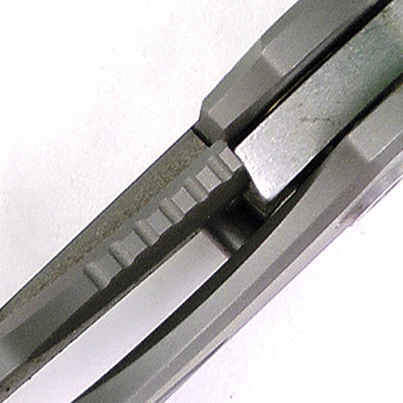Нож складной Skif T-03 CPM-D2, титан