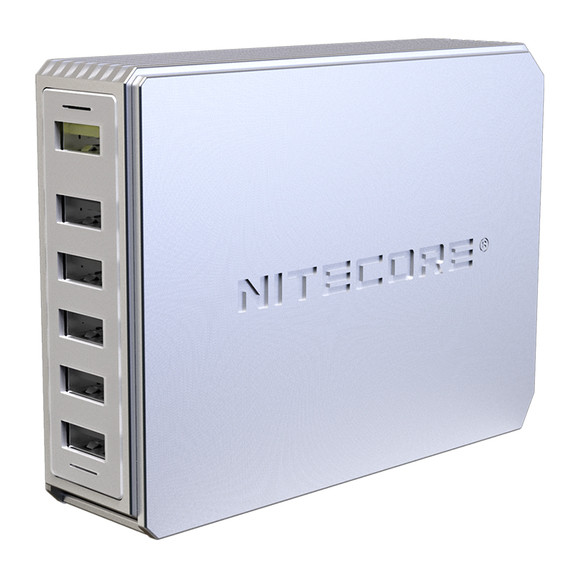 Шестиканальное зарядное устройство Nitecore UA66Q