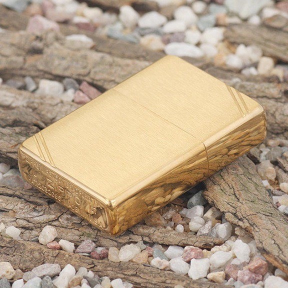 Зажигалка Zippo Vintage Brushed Fin Brass, 240