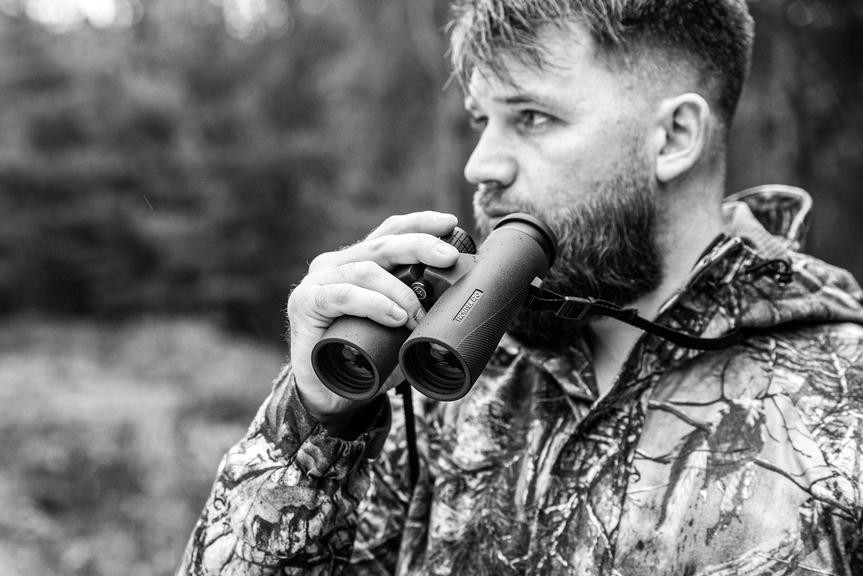 Бінокль Hawke Frontier APO 10x42