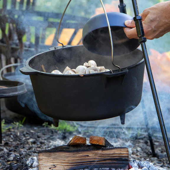 Котел с крышкой Bo-Camp Dutch Oven Cast Iron 31 cm/ 7.1 L
