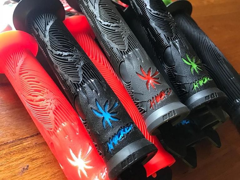 Грипсы ODI Hucker Signature 160mm no Flange